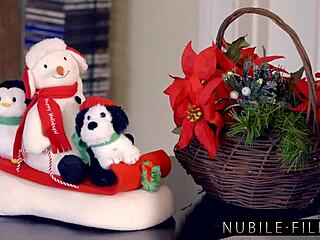 Christmas treat with Sexy Santa devouring teen pussy in wild session