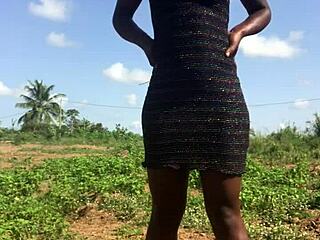 crazybitch enjoys twerking her big ass outdoor