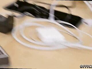 i'm having gay sex in xxx chat on pantsless friday