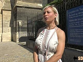 Wow! Kim, pulpy milf, gets her ass slammed!