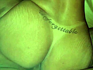 朋友借骚逼给她老公多汁3P