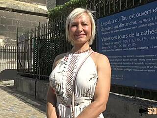 Wow! Kim, pulpy milf, gets her ass slammed!