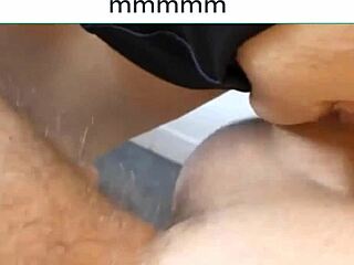 Follada y gimiendo con ese coño hinchado y gordo daily