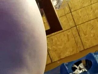 Watch my wife use toys for a solo show?