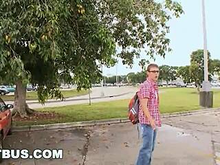 Nerdy straight guy Davyd tricked by Steven Ponce on bus