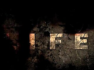 Hluboké city k vintage erotickým kresbám