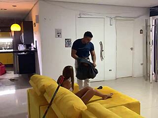 Novinha screws motoboy delivery guy in just panties after getting her order.