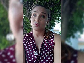 How does Gina handle such deep wet action?