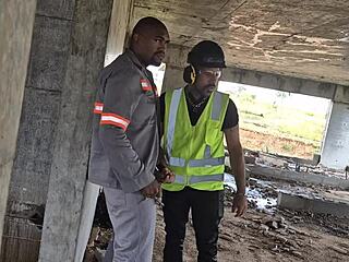 After everyone left, we workers fucked bareback in the building