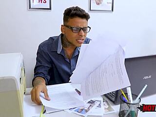 Novinho with huge cock dominates his boss