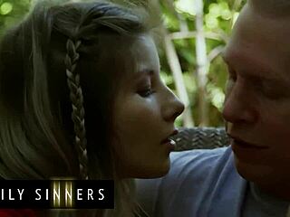 Damn! Horny Stepdaughter Seduces Stepdad for Wild Side Fucking!