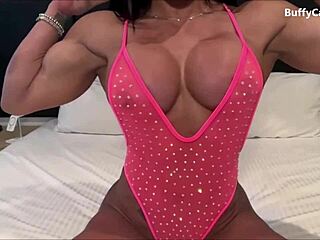 Exotic Female Bodybuilder Flexes Her Huge Muscles Hard
