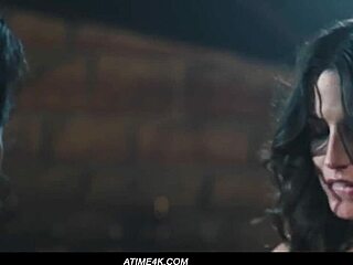 Lust from a Distance - Stella Smut's FACE SITTING Showcase.