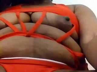 ooh, i'm a sexy teen babe with tattoos