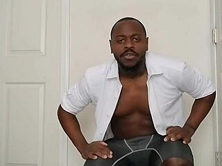 man shares pickup lines for sugar baby role