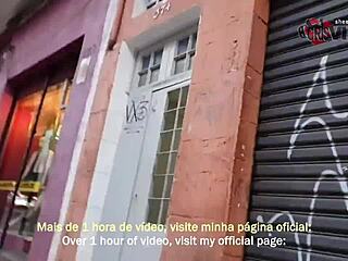 Swallowing Cum At Gloryhole!