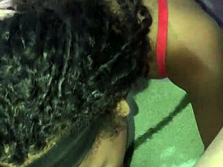 Novinha gostosa opens legs for dotado, almost can't handle piroca 😍