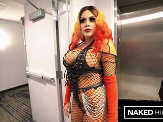 i can't believe how ms redx takes that monster cock so deep