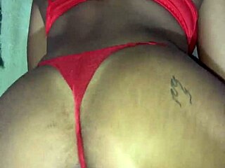 Novinha gostosa opens legs for dotado, almost can't handle piroca 😍