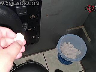 Swallowing Cum At Gloryhole!