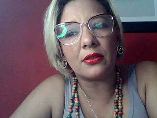 Gostosa szwagierka złapana w parnej chwili, której nie możesz przegapić