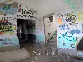 Milf Amateur Enjoys Anal Session