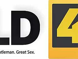 พ่อแก่แว่นเย็ดหี 18+ หนุ่มบนโต๊ะออฟฟิศ