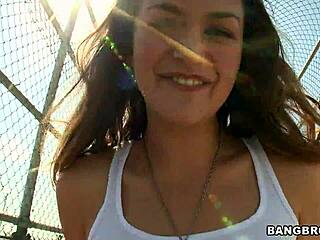 Sucking babes toes in footjob action?