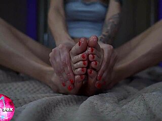 Intense Foot Fetish Closeup with Sexy Teen