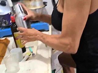 I went to make caipirinha and ended up fucking the boss