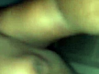 Испанская толстушка стонет на хуе?