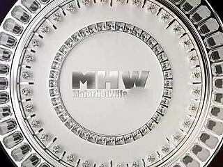 mature blonde jamie foster's big clit squirting during interracial fuck with rome major