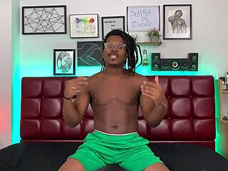 How to give a deep and intense penetration in the pussy while sitting down