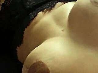 i saw this mature latina with big tits and ass masturbating and she wants my big cock so bad