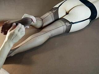 Horny Milf In Stockings Moans During Soles Massage