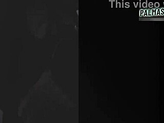 胖拉丁熟女为工作展示大奶，然后在酒店激烈操。