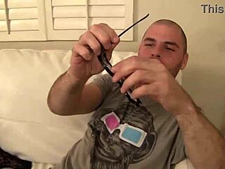 سيثريا ترش جامد وهي تتناك بلينجيري وجهًا لوجه!