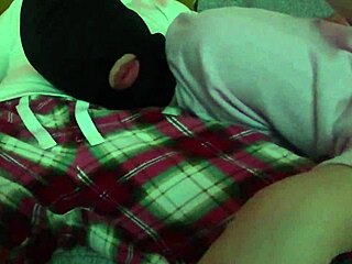 married slut hides her face while giving sloppy head on camera... damn! 😱