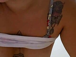 trying to convince my man to leave his wife