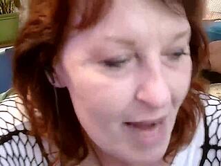 Wow, Dawnskye dances and wiggles to Big Bad Wolf in retro style!