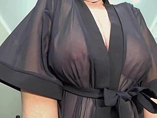 Do You Dream Of These Big Gorgeous Milf Saggy Tits Close-Up!