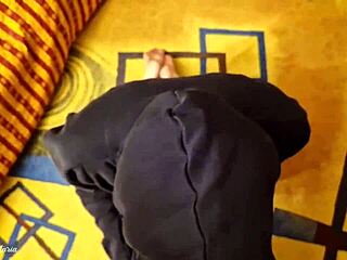 Hot brunette stranger gave me intense blowjob in hood