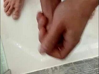 showering my dick with blonde bodybuilder