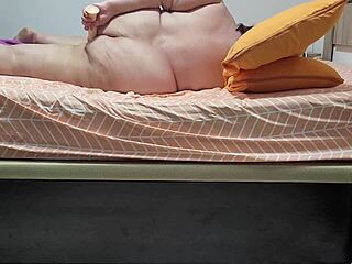 Кулмарина переживает свой первый анальный трах с большим хуем!