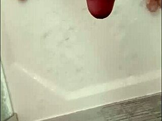 showering my dick with blonde bodybuilder