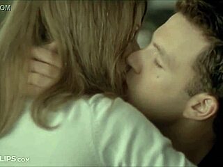 Hey, ready for steamy Indian love in HD?