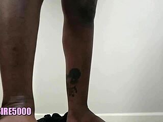 Twerking Housewife In Homemade Video