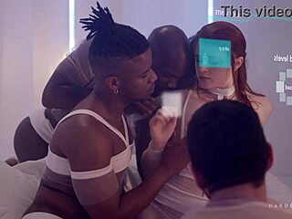 루시 헉슬리 오르기에서 너무 섹시해