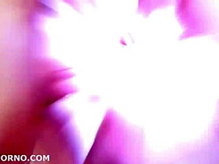 Πάρτι σπέρματος με Lola Taylor, καταπίνει 11 εκτοξεύσεις μετά από διπλό πρωκτικό;