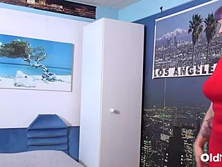 Tigger milf slams sloppy blowjob into rough hardcore pounding